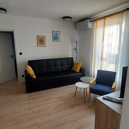 Cute Apartment Marla Art Close To Center Пула Екстериор снимка
