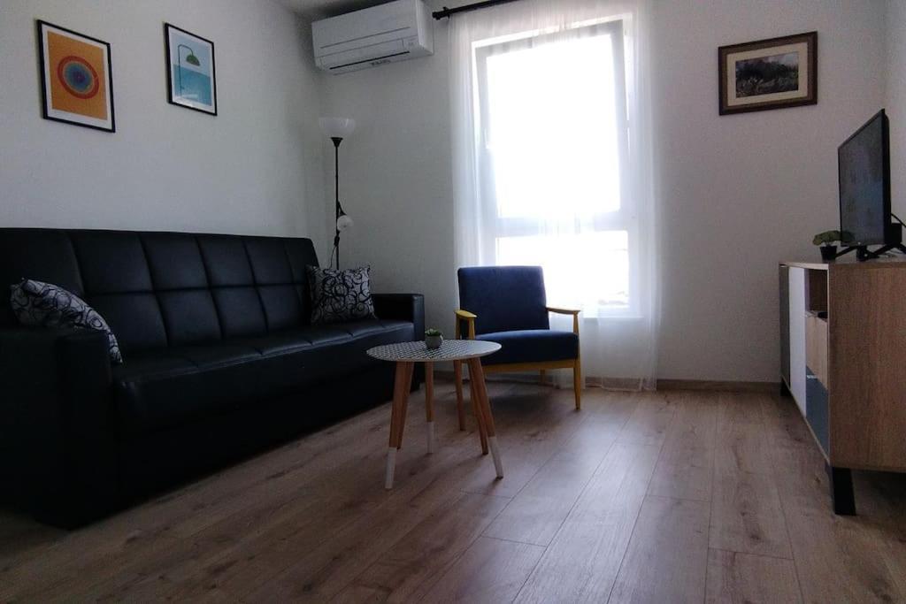 Cute Apartment Marla Art Close To Center Пула Екстериор снимка