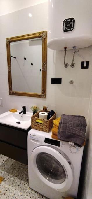 Cute Apartment Marla Art Close To Center Пула Екстериор снимка
